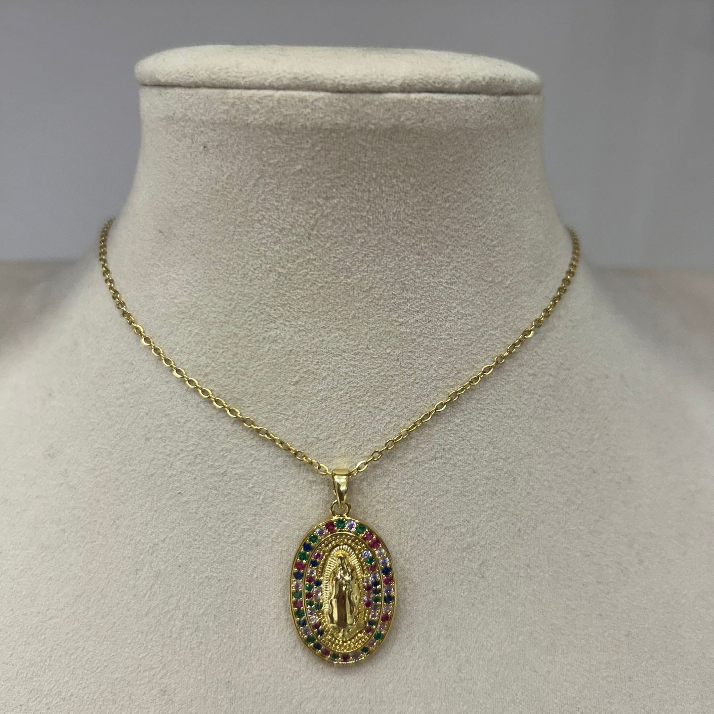 Collar Virgen Alegría