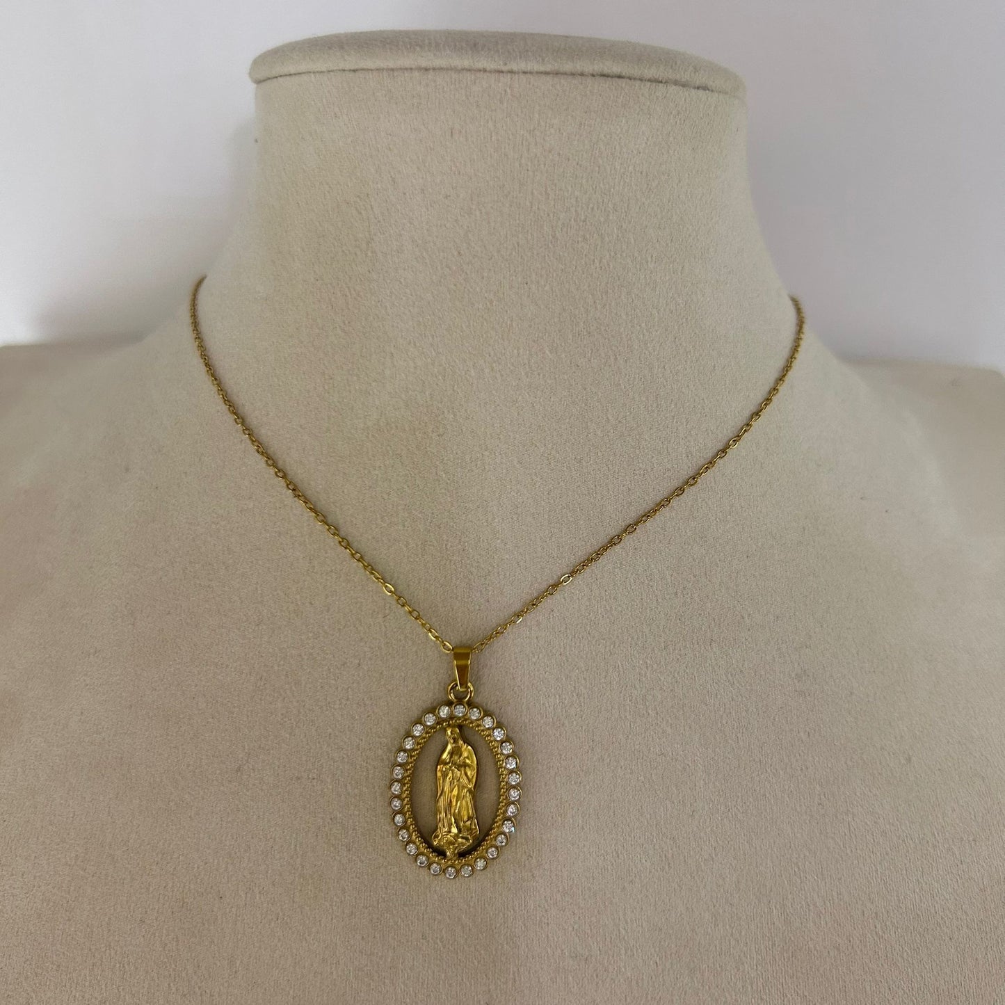 Collar Medalla Virgen Bordes