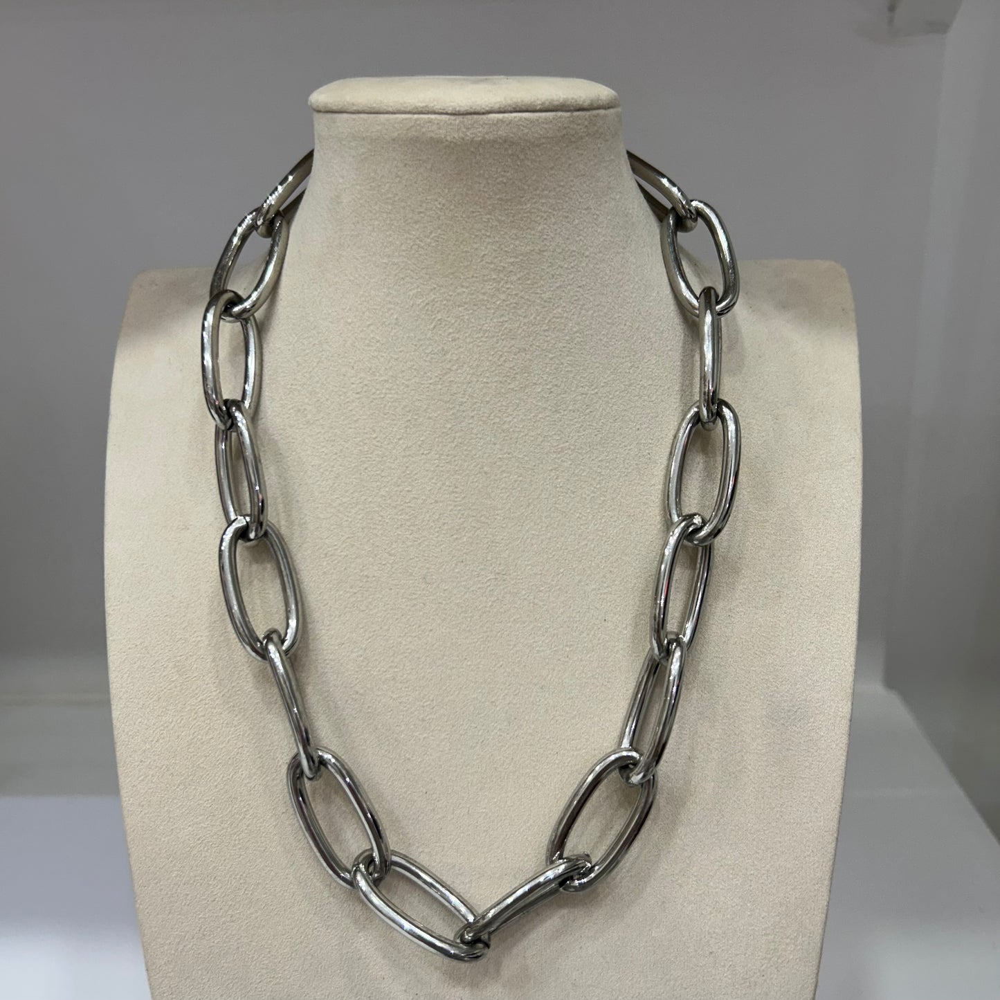 Collar Julia