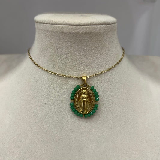 Collar Medalla Virgen Perlada