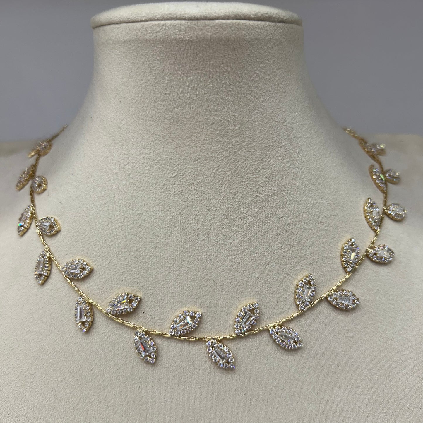 Collar Cristal Plumero