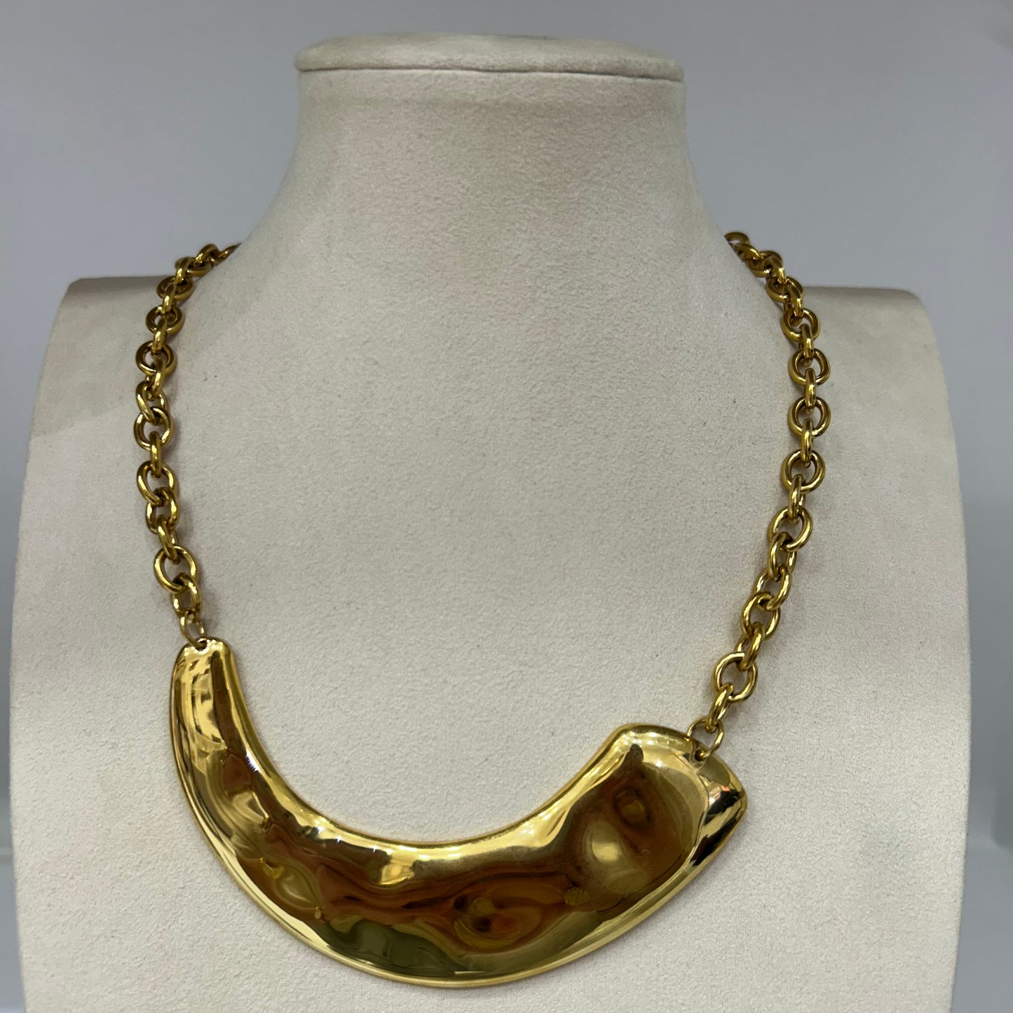 Collar Valentina