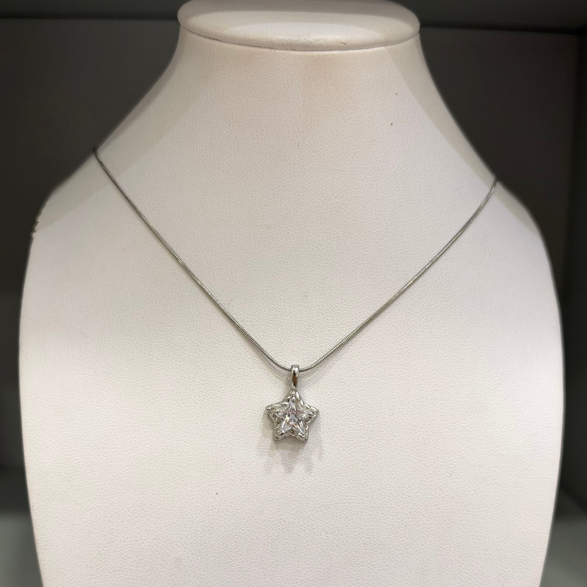 Collar Shine
