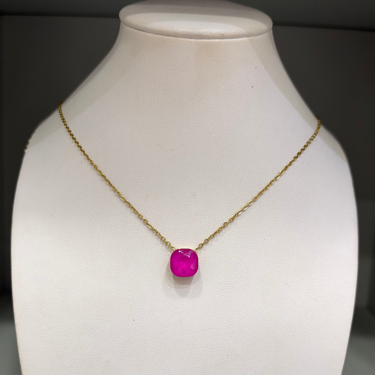 Collar Bella