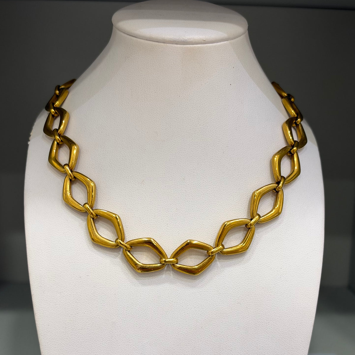 Collar Roma
