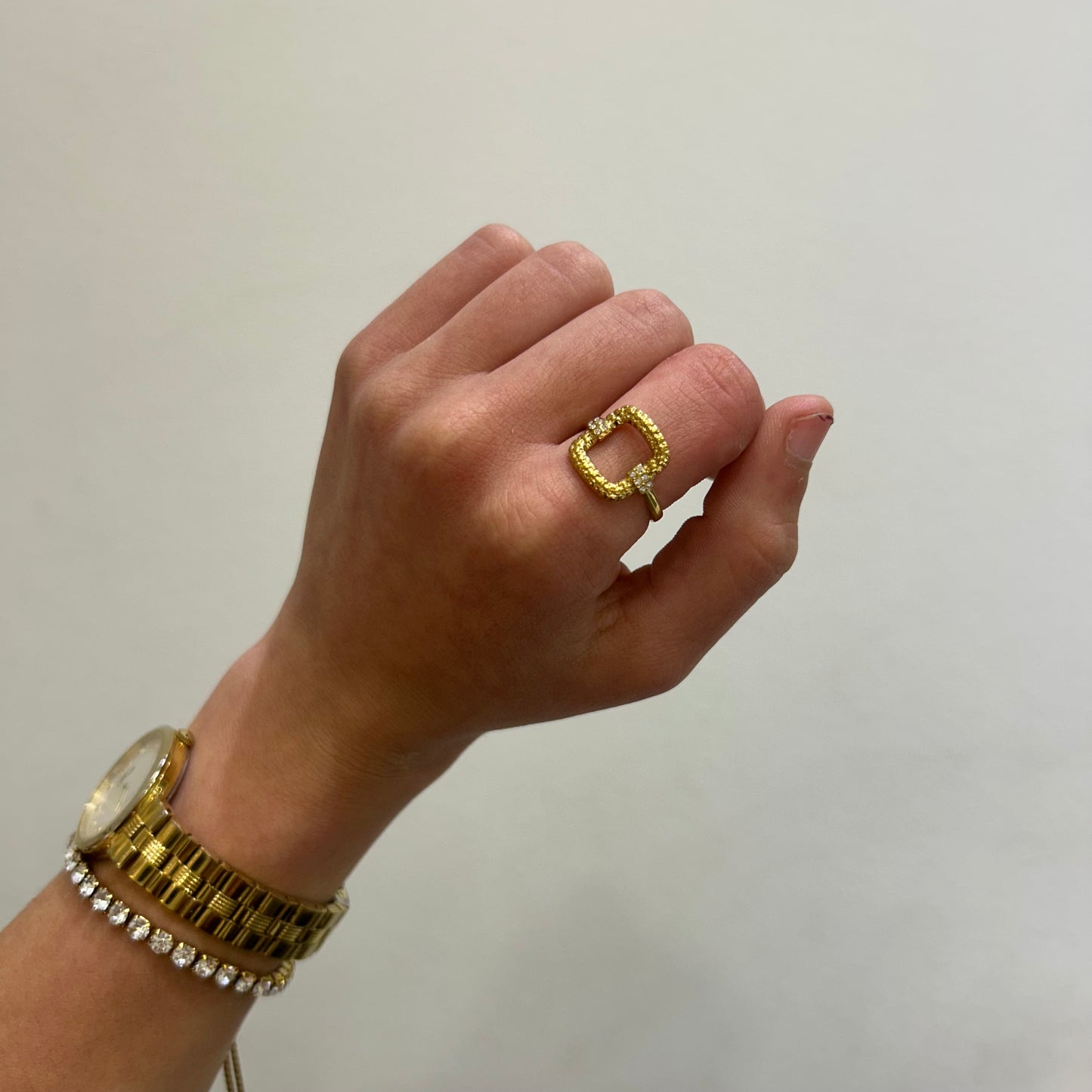 Anillo Cuadra