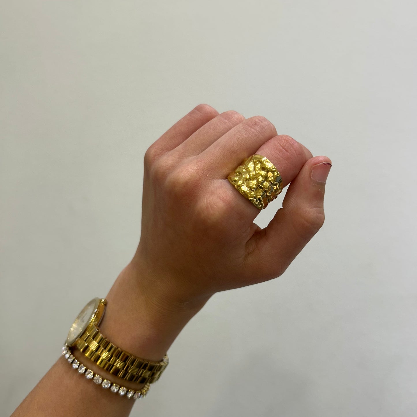 Anillo Relieve
