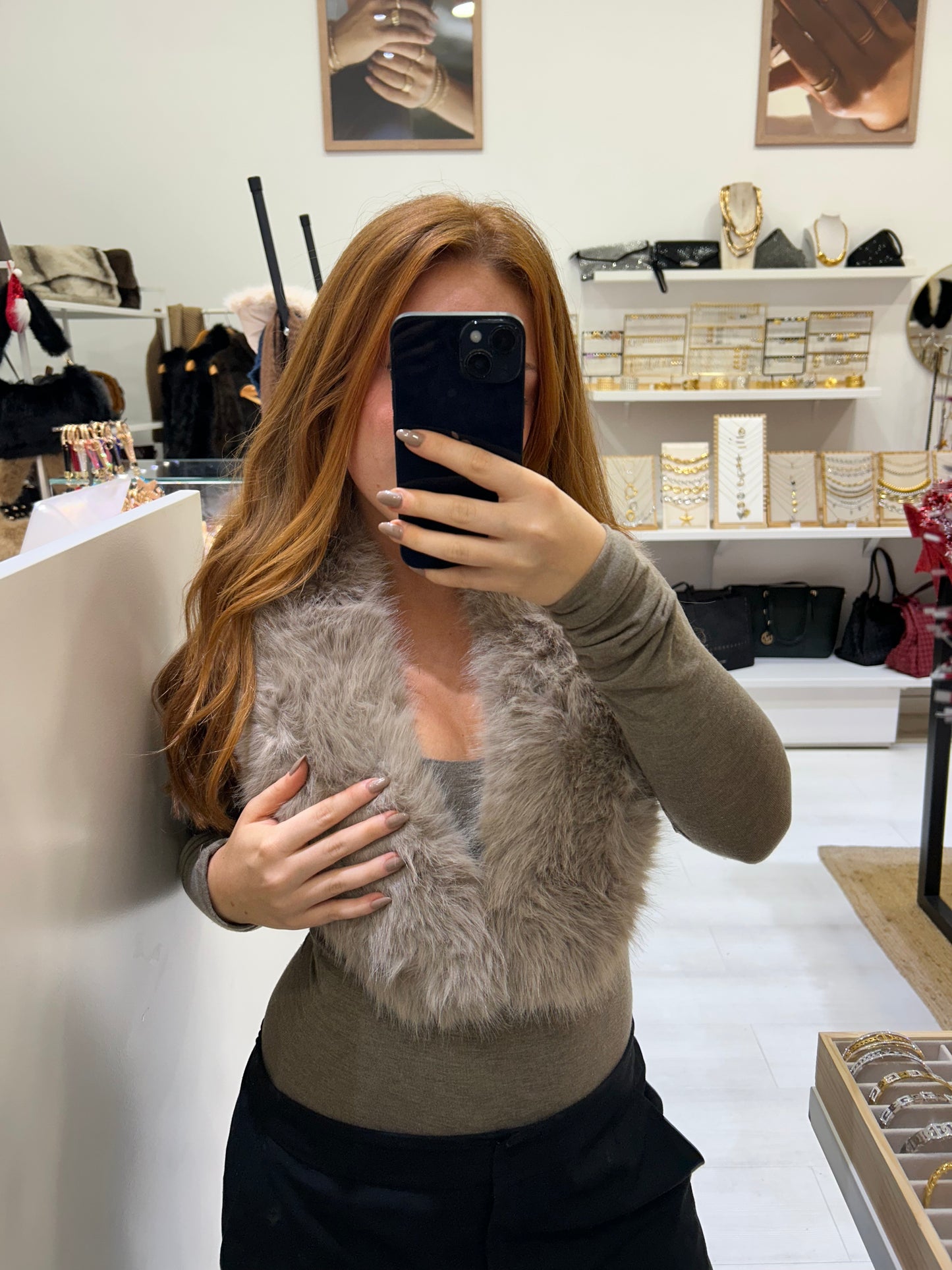 Cuello de Pelo Marrón Claro