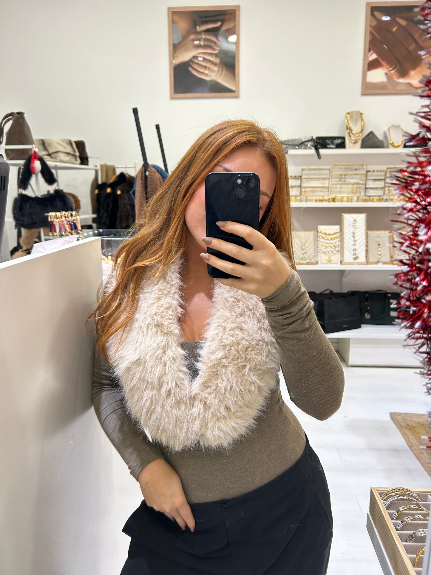 Cuello de Pelo Beige