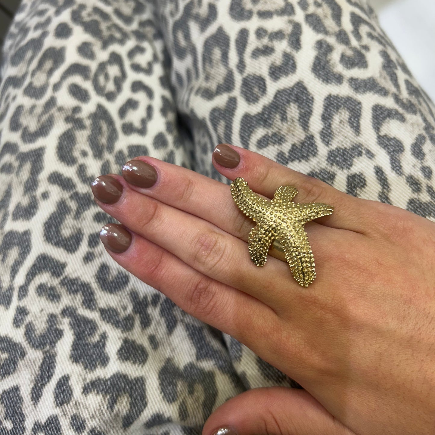 Anillo Estrella Rugosa