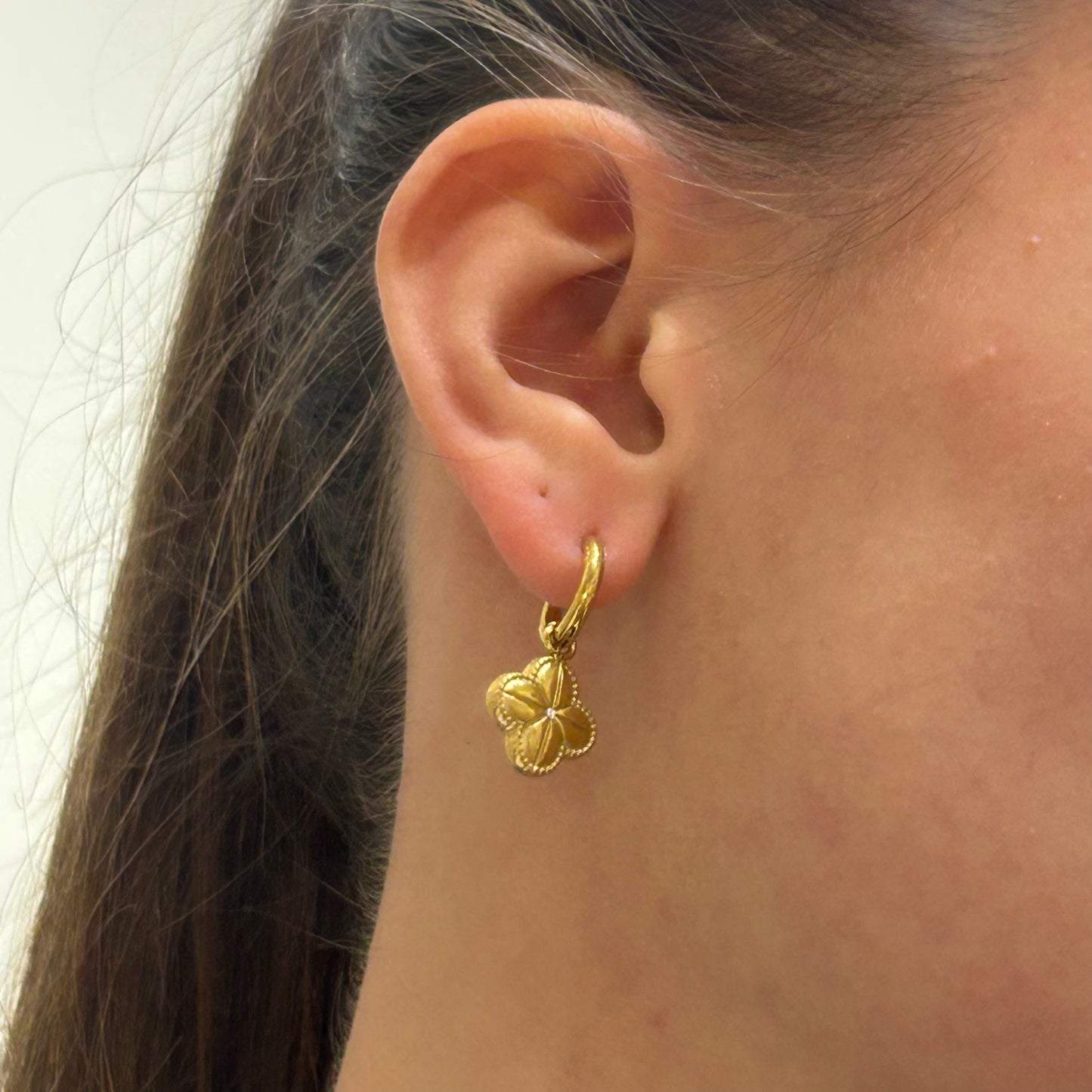 Pendiente Aro con Trébol