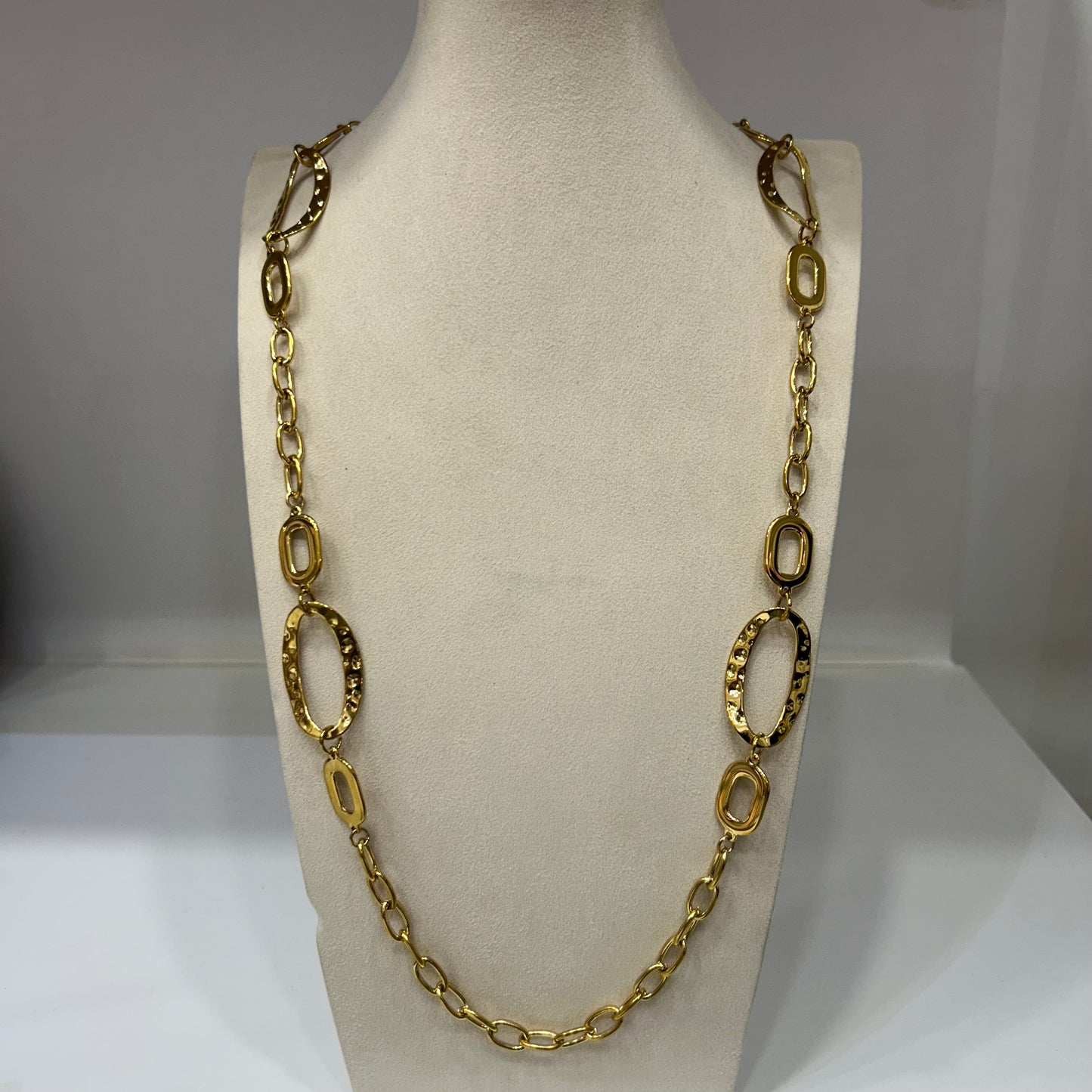 Collar Largo Guggenheim