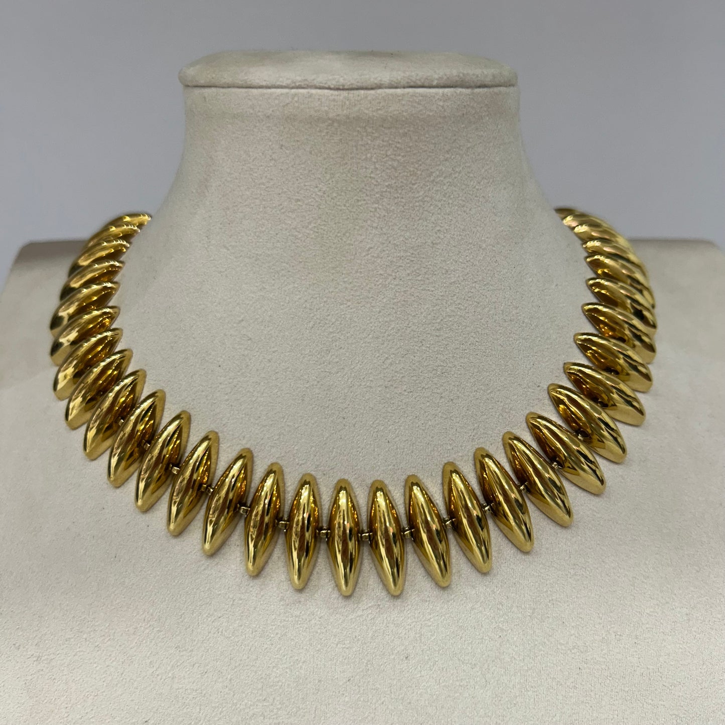 Collar Arayas