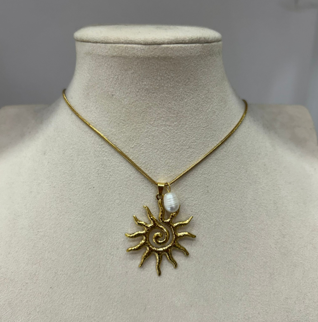 Collar Perla y Figura