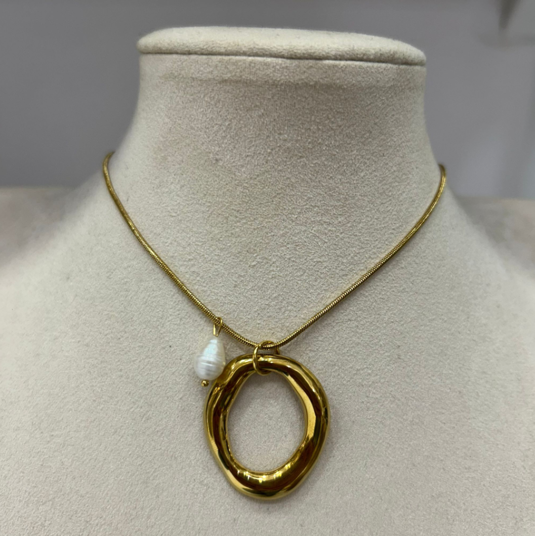 Collar Perla y Figura