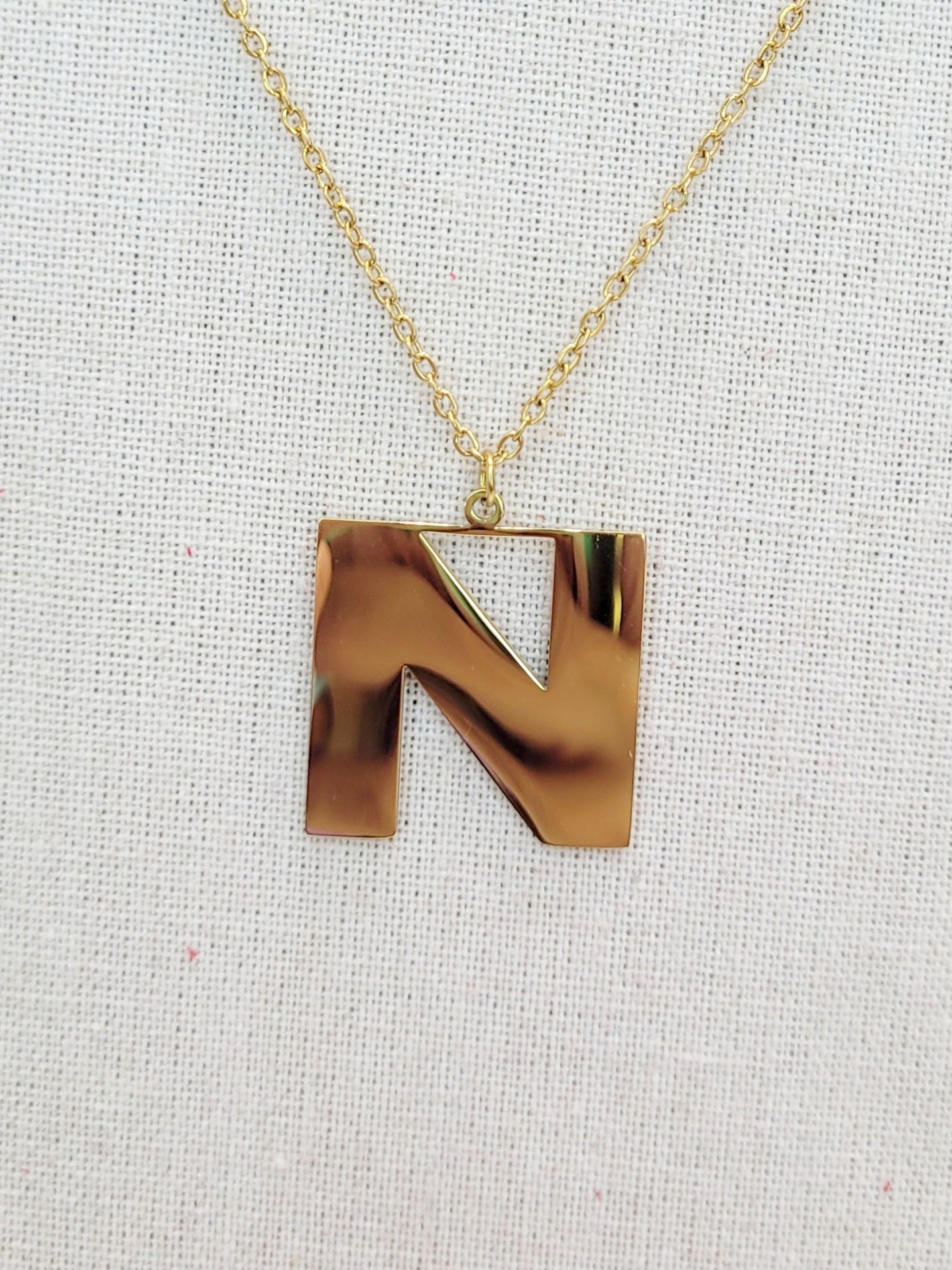 Collar Letras Grandes
