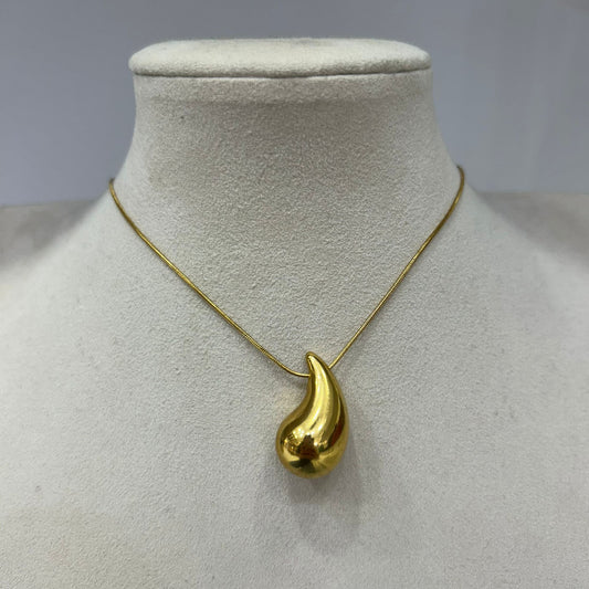 Collar Gota
