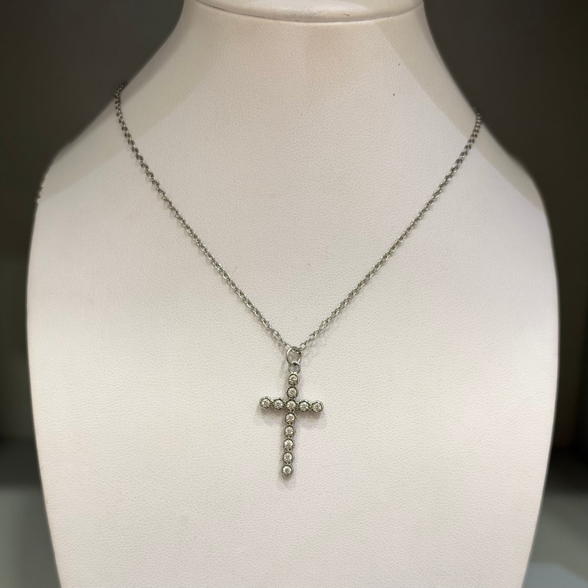 Cruz Elegancia