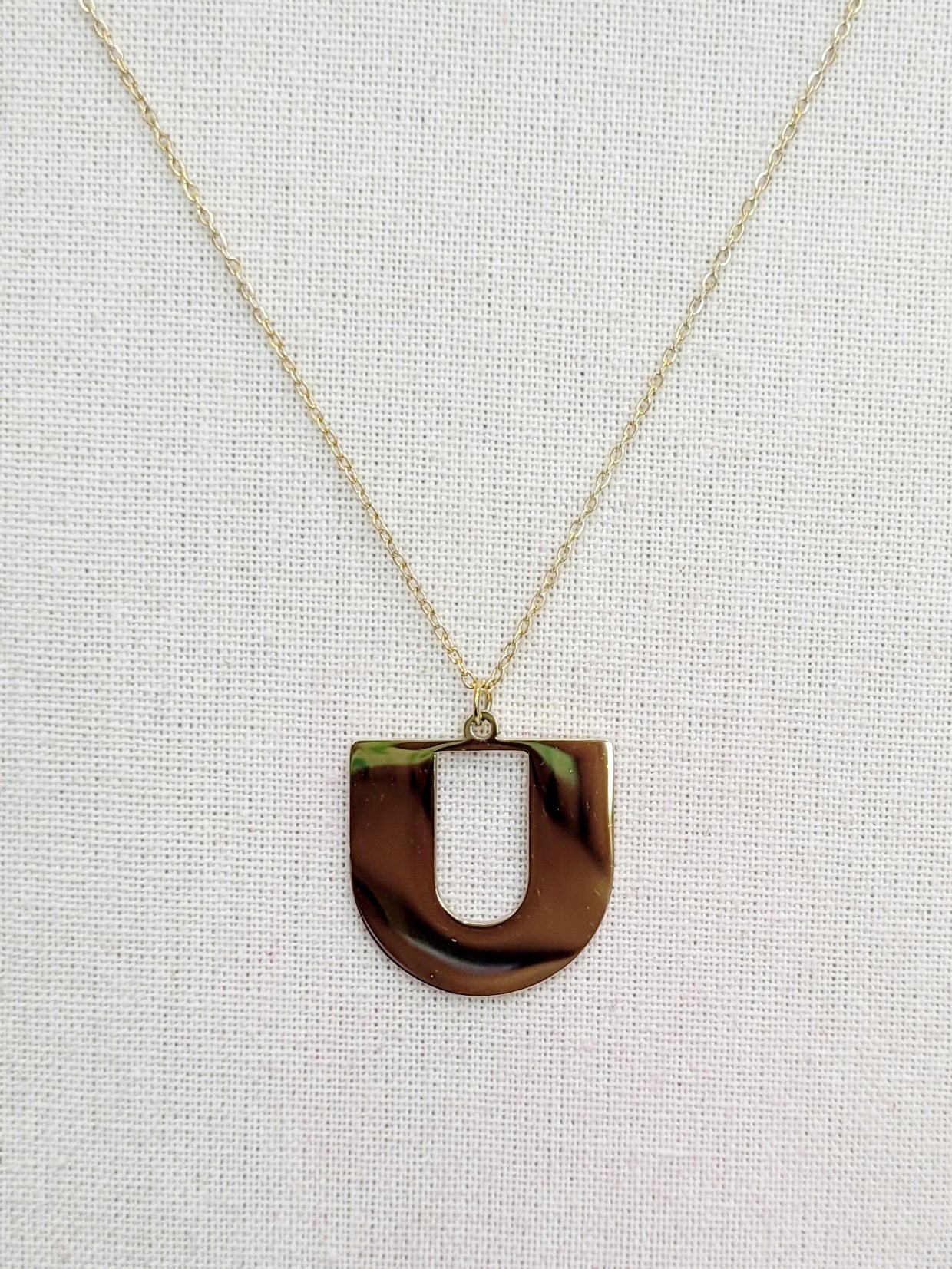 Collar Letras Grandes