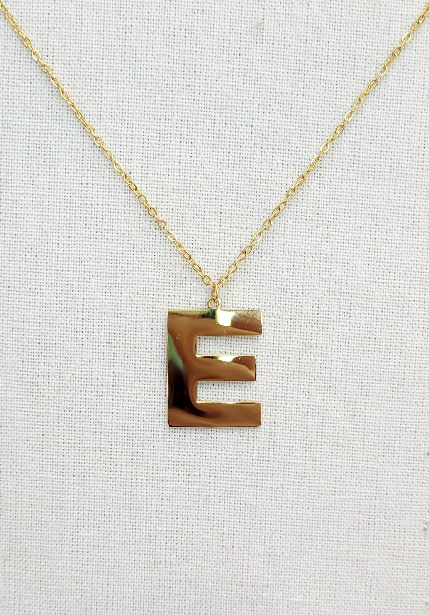 Collar Letras Grandes