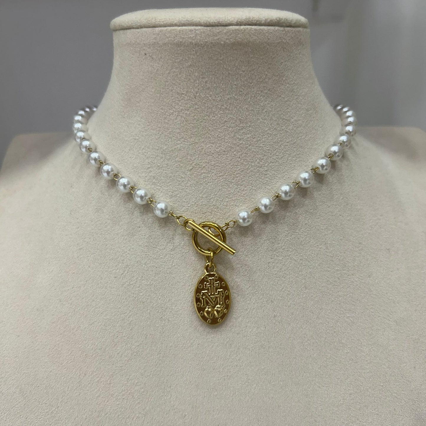 Medalla  Virgen Nácar