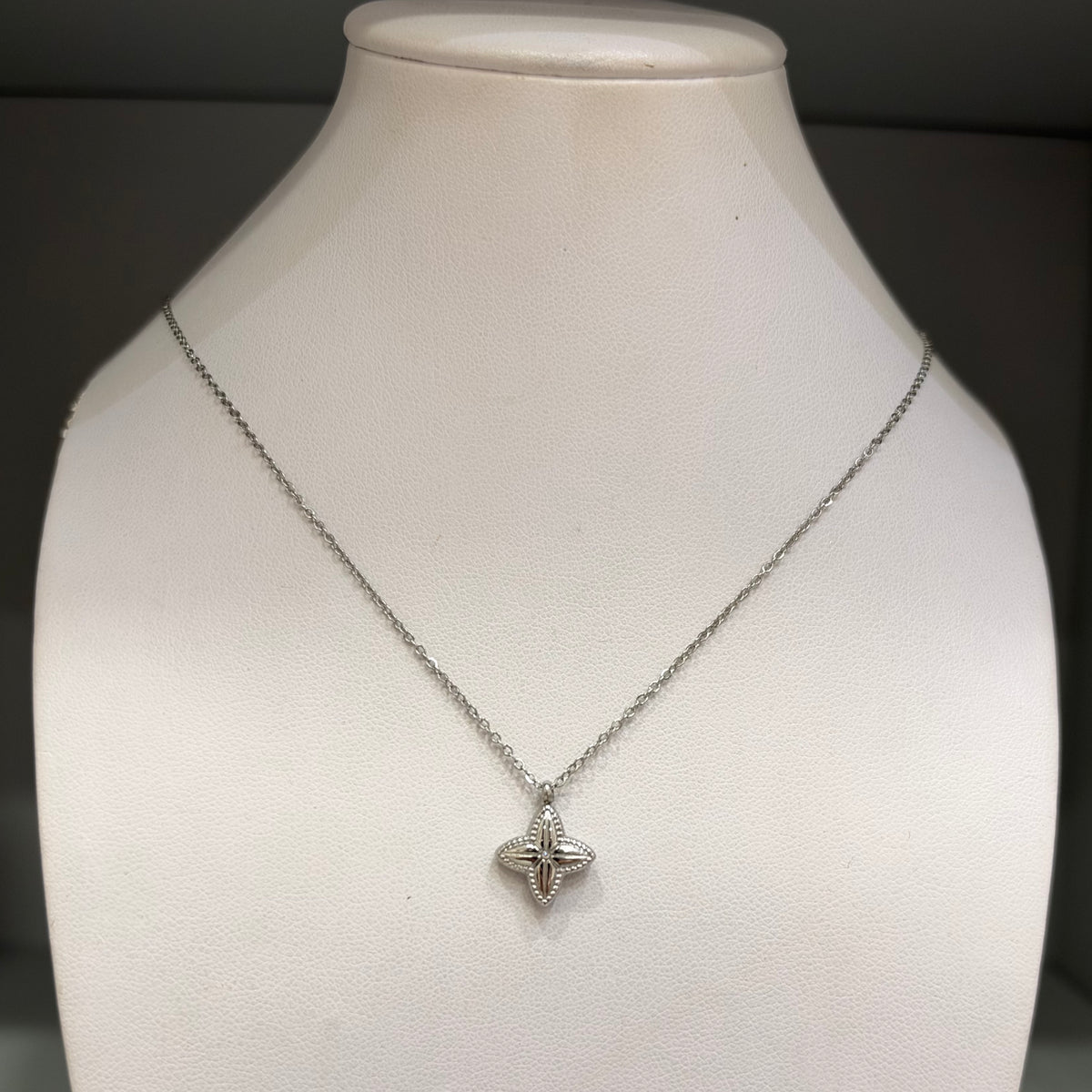 Collar Dirección