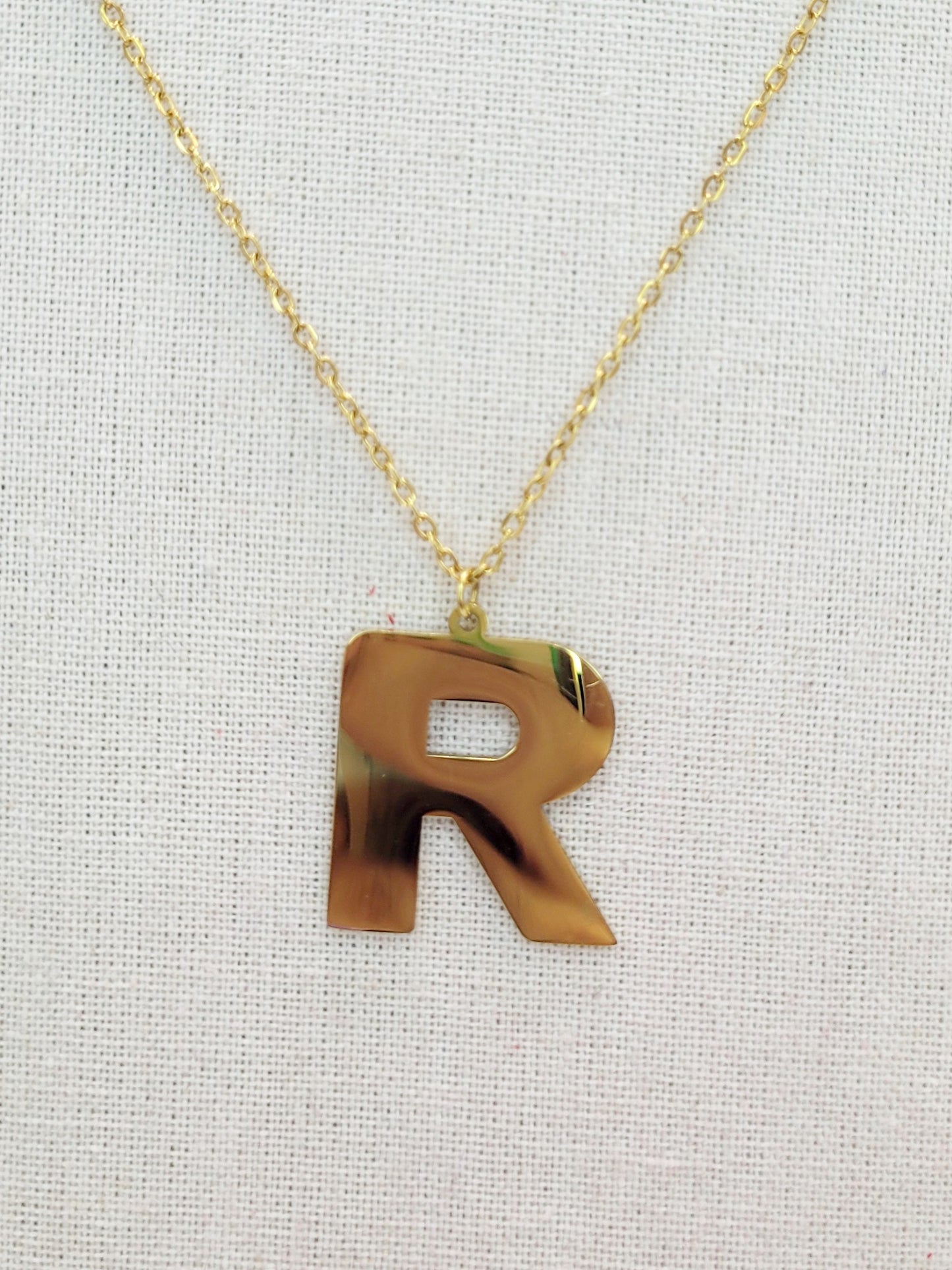Collar Letras Grandes